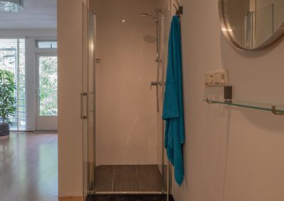 Douche Studio Meidoornlaan 73 in Vianen. Is per direct te huur.